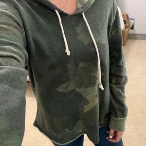 Camo sweatshirt